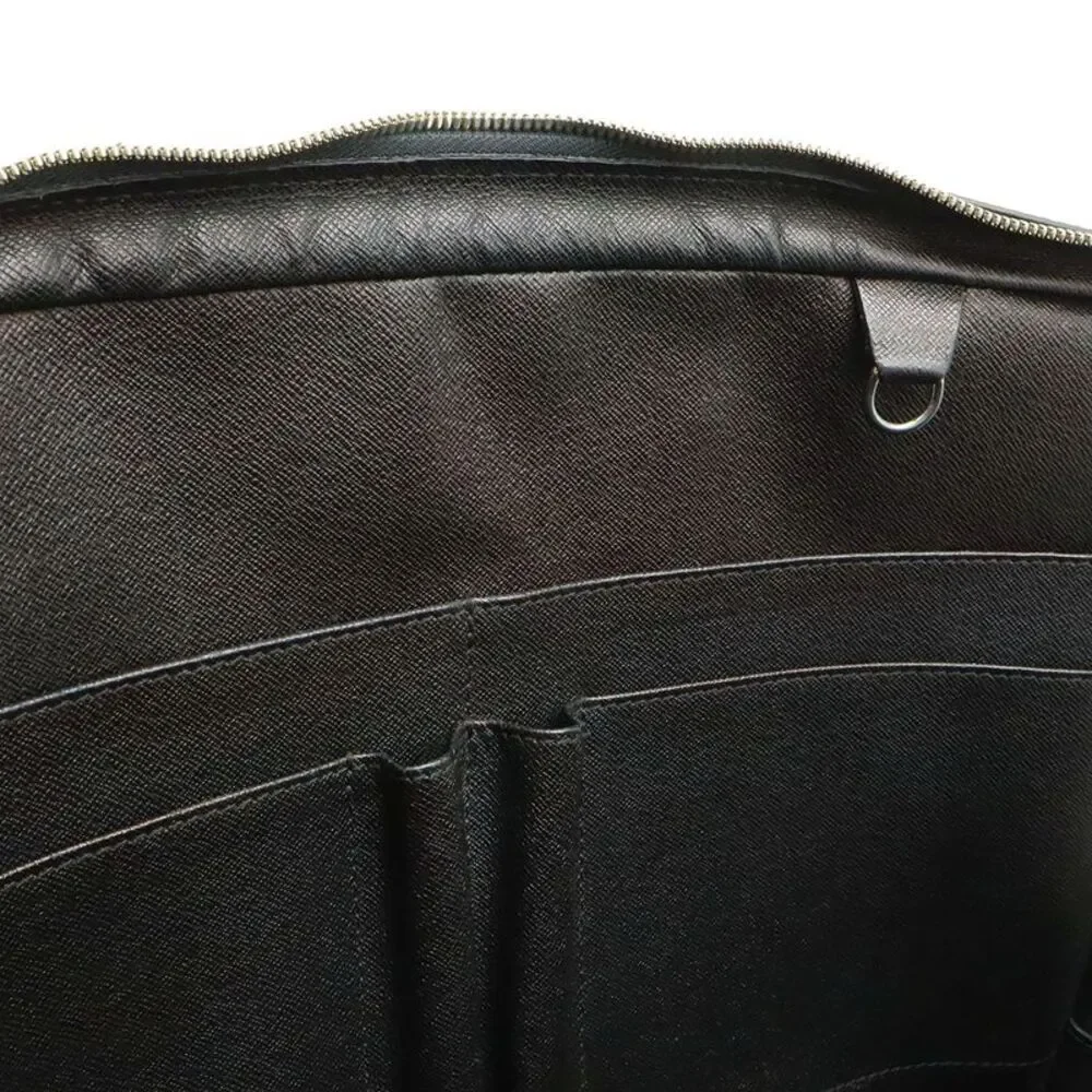 Louis Vuitton Porte Documents Voyage